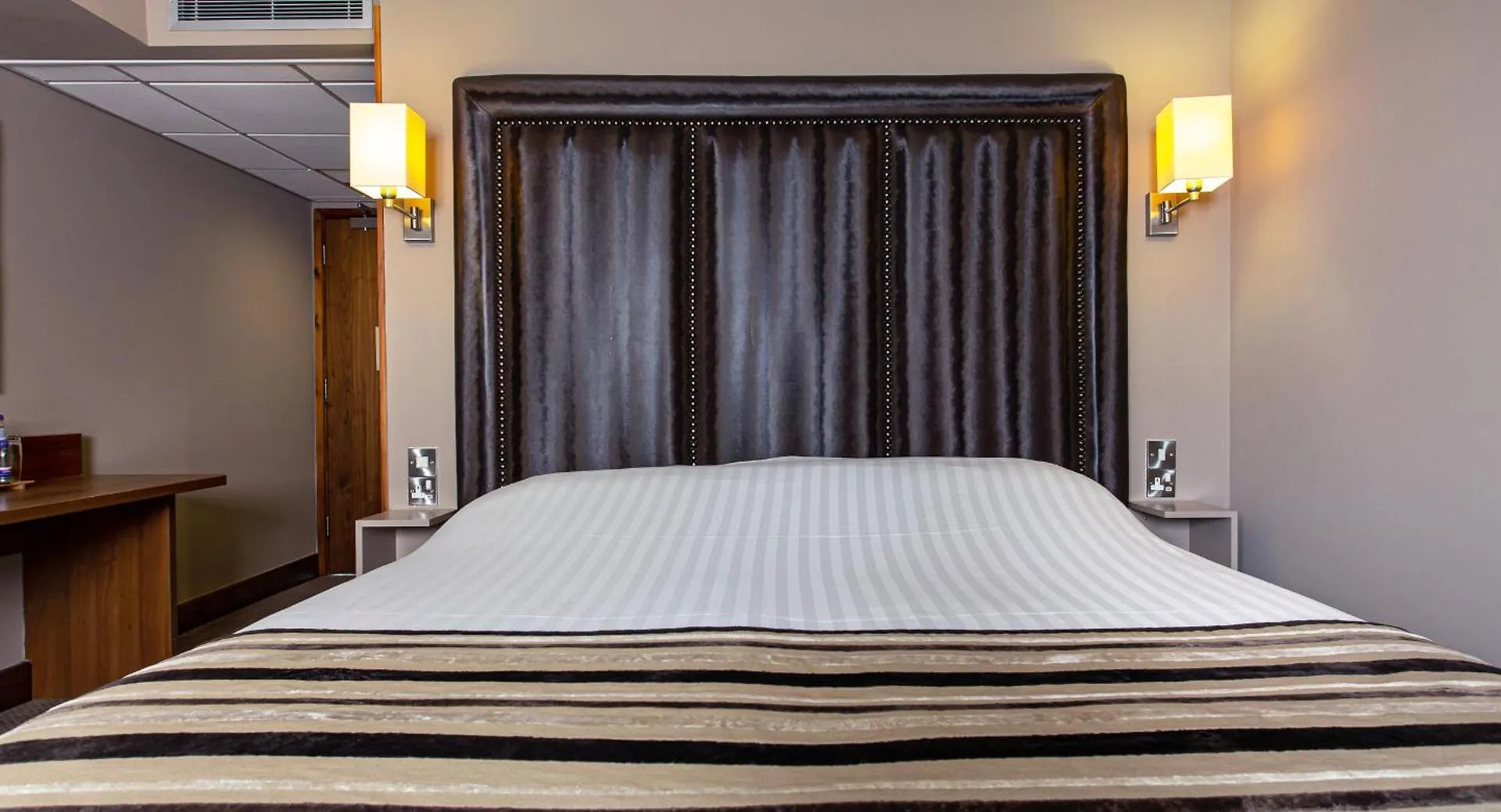 The Big Blue Hotel - Blackpool Pleasure Beach