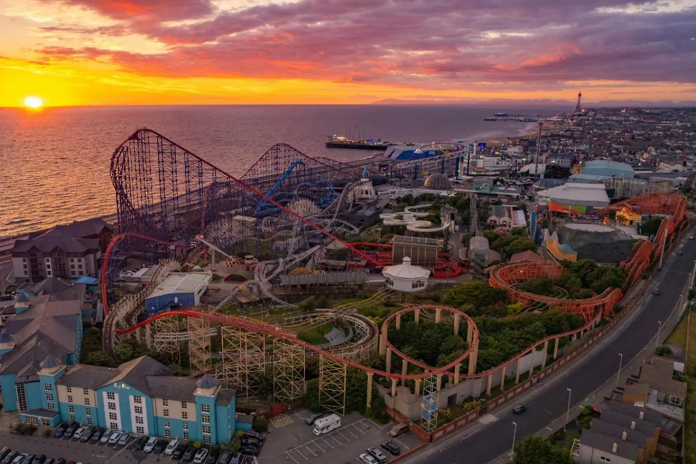 The Big Blue Hotel - Blackpool Pleasure Beach United Kingdom